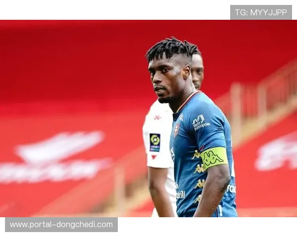 梅斯攻防俱疲，赛季一胜难求困境难解